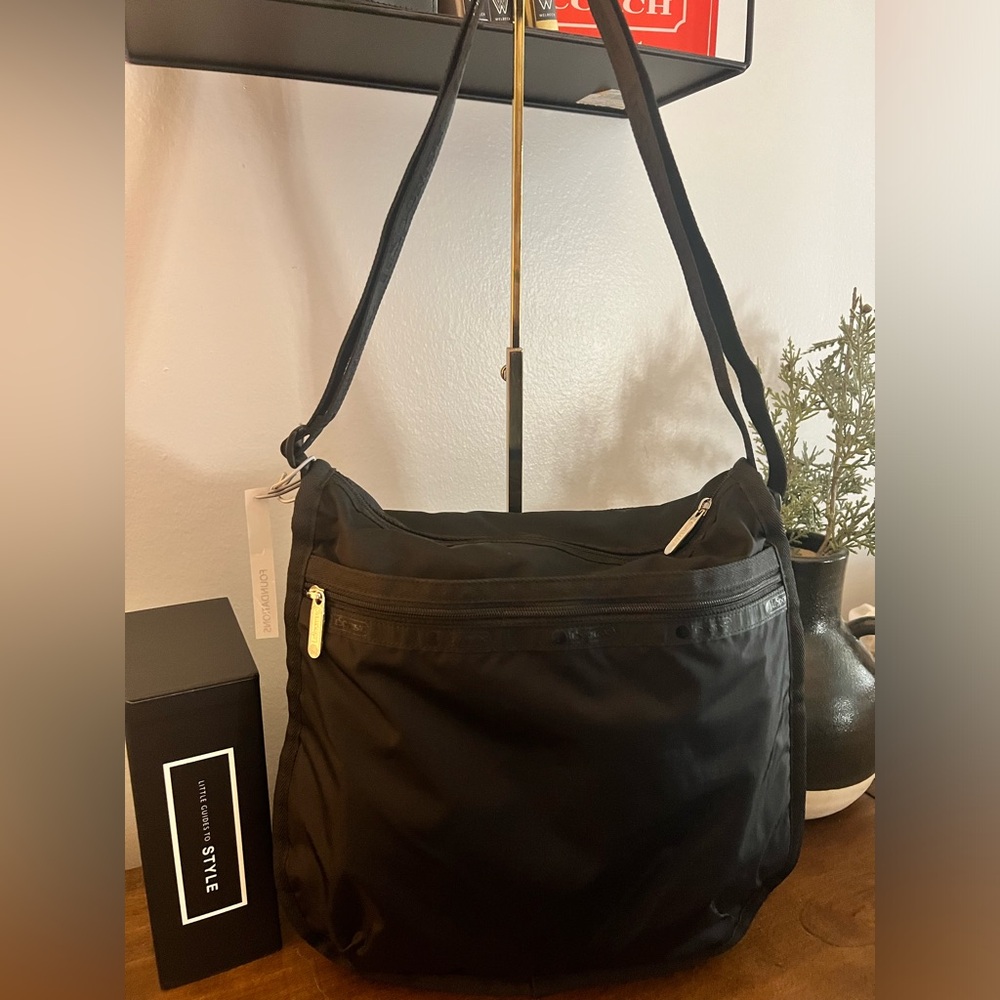 LeSportsac Crossbody Bag (with Key/Coin Purse) - Picture 2 of 15
